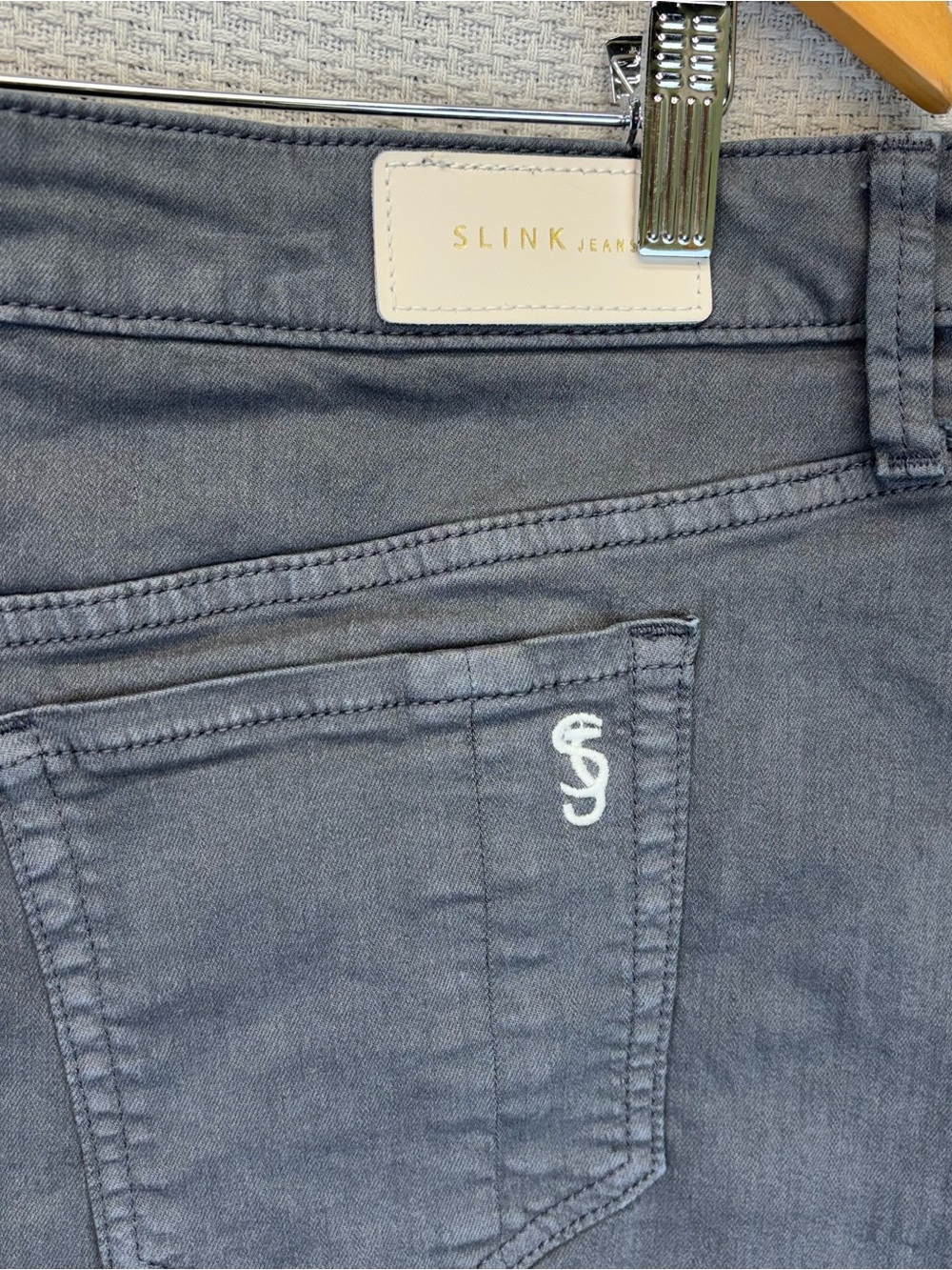 Slink Jeans Gray Denim Jean Skirt Size 16 Women's Knee Length Stretch Curvy EUC - Picture 6 of 9